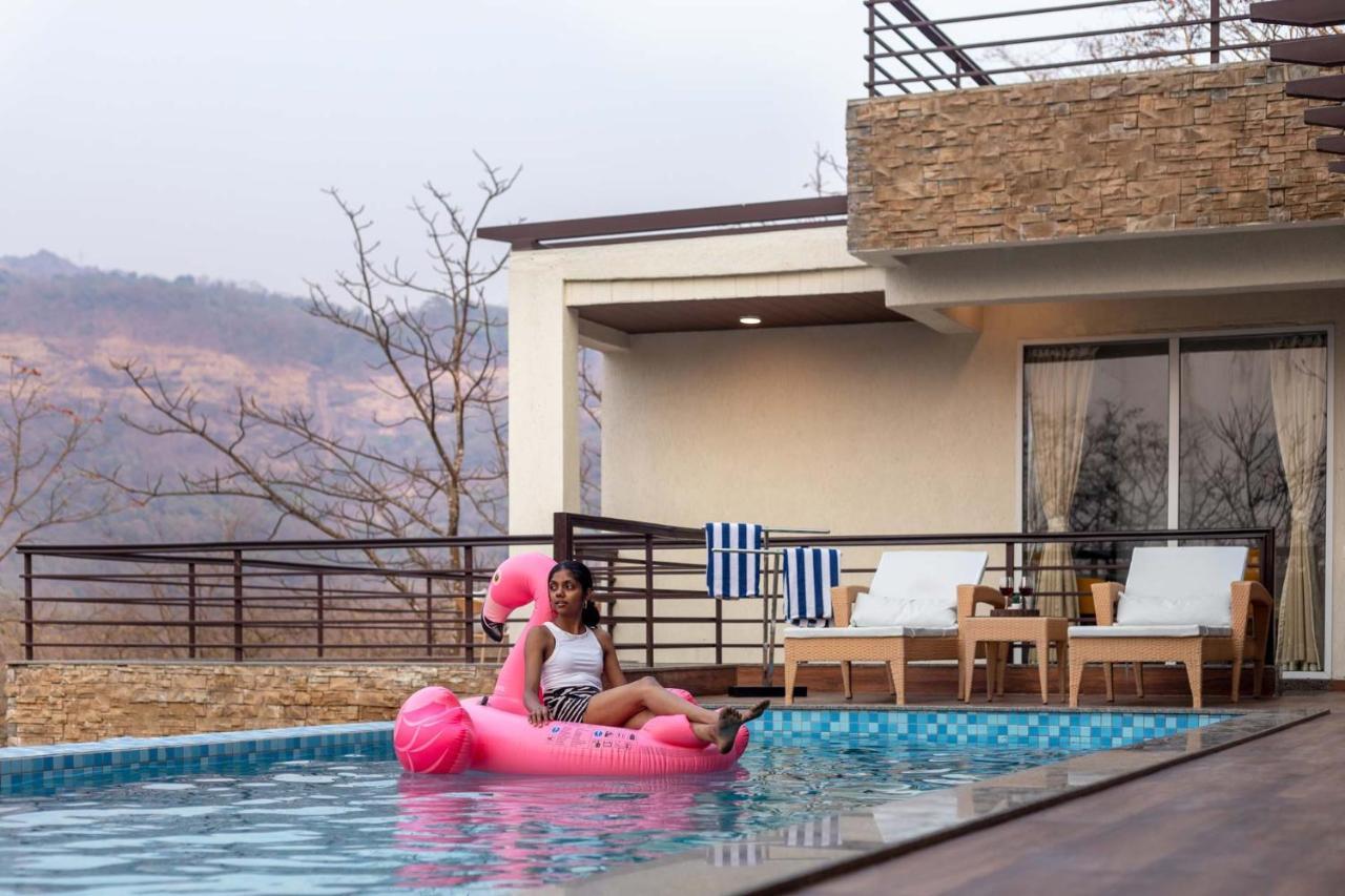 Eden Glade - Khopoli - Mountain-View Villa With Private Pool, Spacious Decks & Indoor Activities Kültér fotó